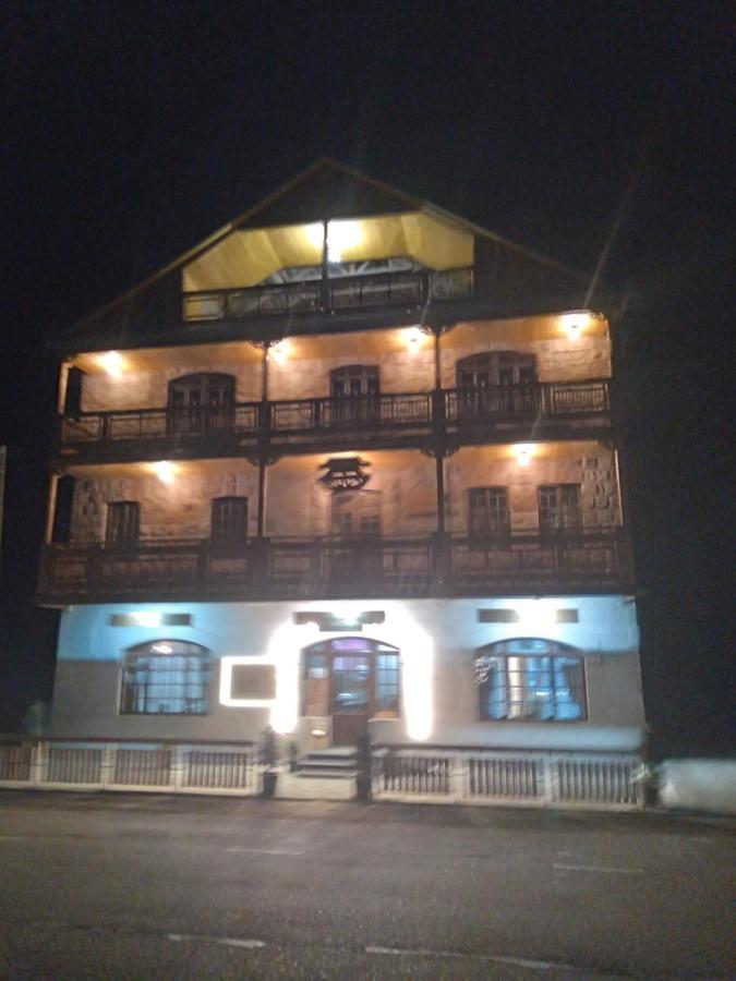 Hotel Dilijan Old Center エクステリア 写真