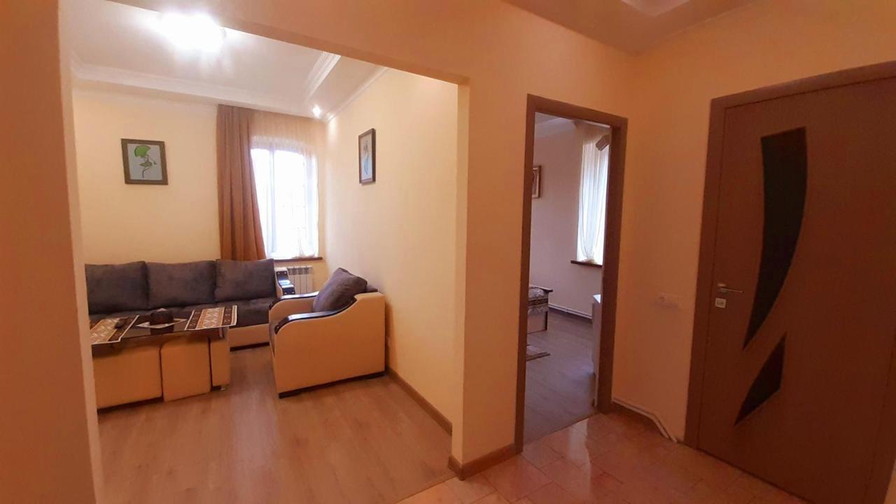 Hotel Dilijan Old Center エクステリア 写真