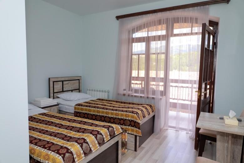 Hotel Dilijan Old Center エクステリア 写真